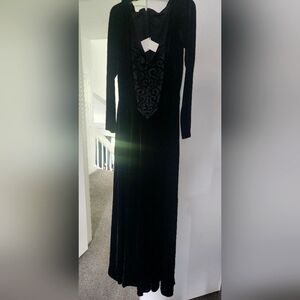 Tadashi Shoji Black Long Sleeve Gown